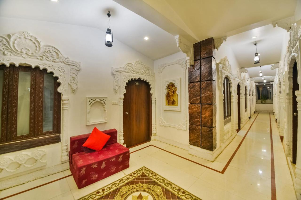 Hotel Royal Palace Chittorgarh 外观 照片